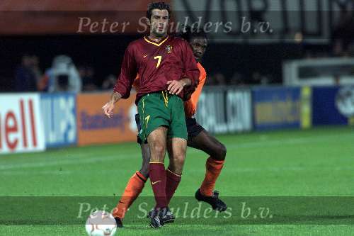Rotterdam 11 oktober 2000
Nederland - Portugal 0-2
Figo en Melchiot