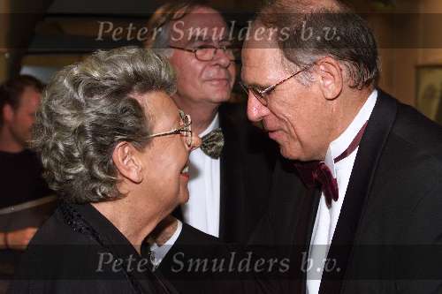 Den Haag 1 oktober 2000
Pia Beck 60 jaar in het vak .
Pia en Hans Dijkstal