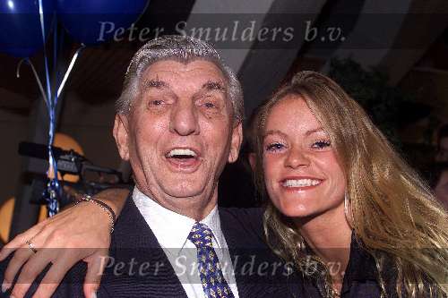 Eindhoven 3 oktober 2000
Huldiging Eindhovense olympische medaillewinnaars
INGE DE BRUIJN met opa Pieter v d Hoogenband
