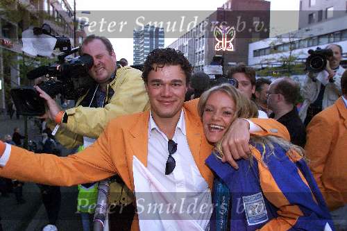 Eindhoven 3 oktober 2000
Huldiging Eindhovense olympische medaillewinnaars
INGE DE BRUIJN met vriend JACCO VERHAEREN
