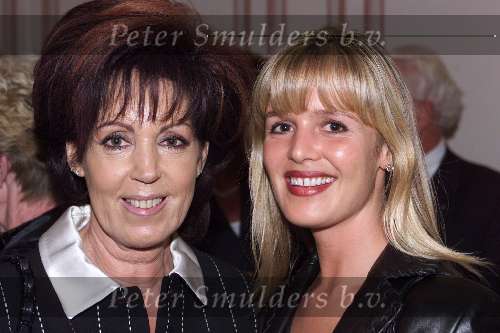 Amsterdam 2 oktober 2000
Modeshow Sheila de Vries in hotel l Europe.
Laura Huizer met schoondochter