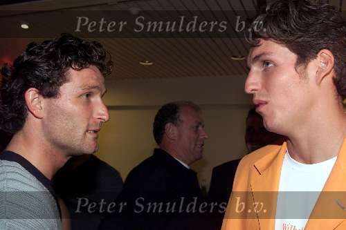 Eindhoven 3 oktober 2000
Huldiging Eindhovense olympische medaillewinnaars
Pieter v d Hoogenband met Ronald Waterreus
