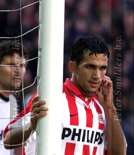Eindhoven, 29 Oktober 2000
Kompetitie seizoen 2000/20001
PSV-AJAX, eindstand 1-1
Adil Ramzi