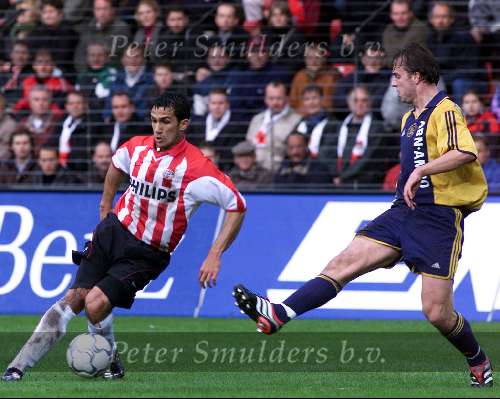 Eindhoven, 29 Oktober 2000
Kompetitie seizoen 2000/20001
PSV-AJAX, eindstand 1-1
Ramzi