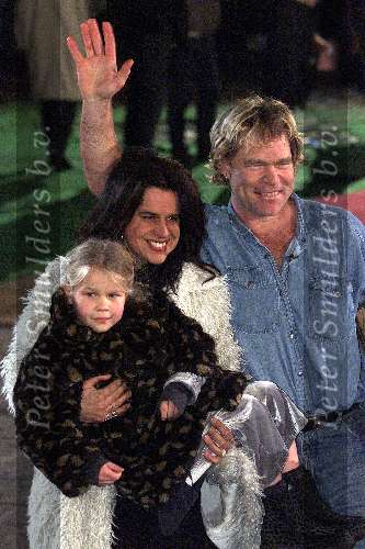 Almere 30 december 1999
Laatste dag Big Brother.
Ruud BB met zijn vrouw en dochtertje