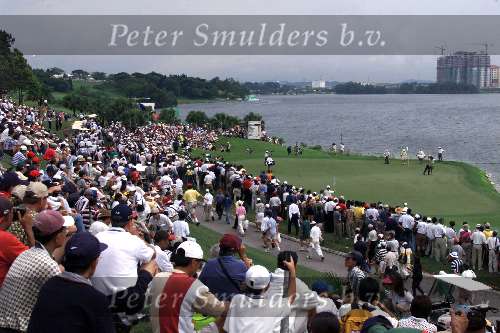 Kuala Lumpur 21 november 1999
Mines Resort golf
WK Golf voor landenteams USA eerste Spanje tweede
TIGER WOODS
Golfen