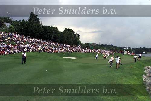 Kuala Lumpur 21 november 1999
Mines Resort golf
WK Golf voor landenteams USA eerste Spanje tweede
TIGER WOODS   Golfen