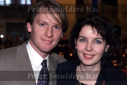 Amsterdam 1 januari 2000
Staatsloterij show op locatie in Magna Plaza.
Vastert v Aardenne met vriendin