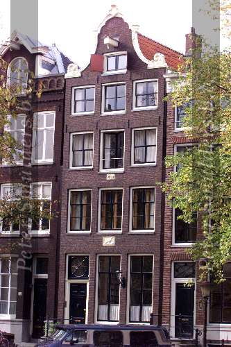 AMSTERDAM 16 oktober 2001
Huis van Adriaan v Dis.