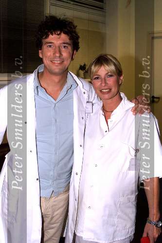 Aalsmeer 23 oktober 2001
Opnames van Medisch Centrum West t.b.v. de Clini Clowns.
Mark Klein Essink en Annemiek Verdoorn.