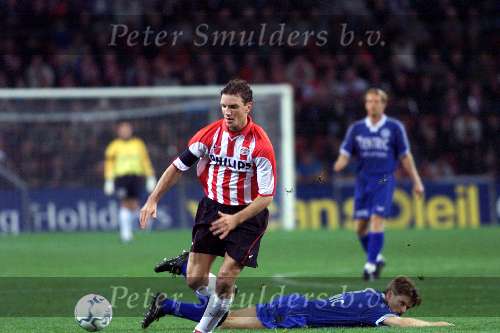 Eindhoven 20 oktober 2001
PSV-de Graafschap
Arnold Bruggink