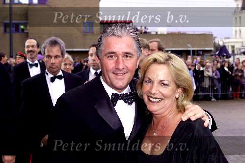 SCHEVENINGEN 21 oktober 2001
Premiere Aida in het circustheater.
Carl Dona met vrouw