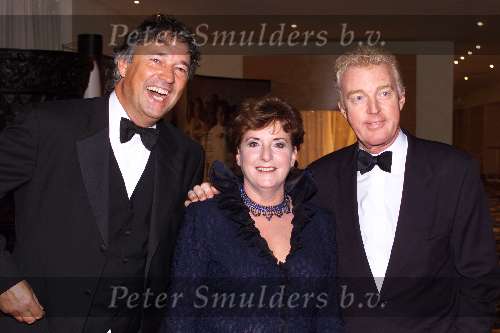 AMSTERDAM 29 OKTOBER 2001
 Parel v Nederland gala
v.l.n.r Ron Brandsteder, Catherine Keyl en Andre v Duin