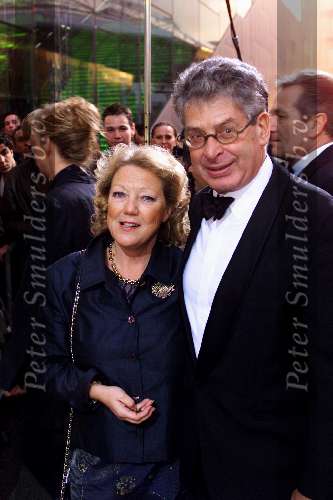 Amsterdam 1 oktober 2001
Premiere Discovery of Heaven in Pathe Arena.  
Ed v Thijn met vrouw