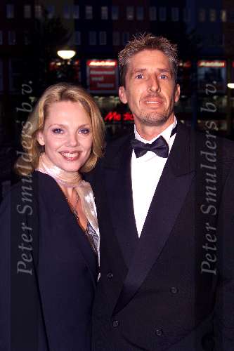 Amsterdam 12 Oktober 2001
Uitreiking van de Televizierring in de Heineken Music Hall. 

Esther Duller met vriend