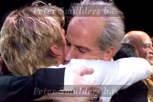 SCHEVENINGEN 21 OKTOBER 2001
PREMIERE van AIDA in het circustheater.
Frans v Deursen en Bastiaan Ragas