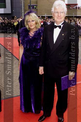 SCHEVENINGEN 21 oktober 2001
Premiere Aida in het circustheater.
Gerard Cox met vriendin