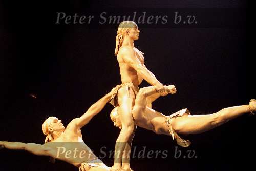 Rotterdam 18 oktober 2001
Frans Bauer in AHOY.
Gouden mannen 
Ballet