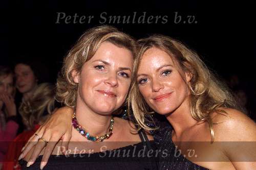 Amsterdam 12 Oktober 2001
Uitreiking van de Televizierring in de Heineken Music Hall.  
IRENE MOORS  Inge de Bruijn.