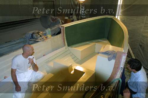 Kampen, 8 oktober 2001
Het bouwen van een sloep bij interboat
Het maken van een mal