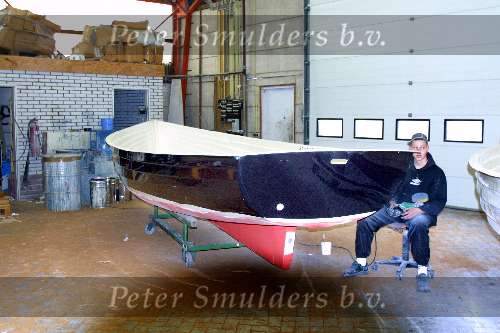 Kampen, 8 oktober 2001
Het bouwen van een sloep bij interboat