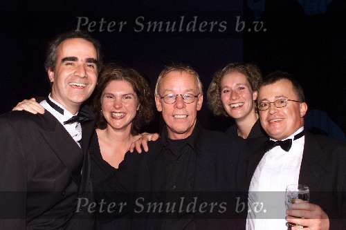 AMSTERDAM 12 OKTOBER 2001
UITREIKING VAN DE TELEVIZIERRING IN THE HEINEKEN MUSIC HALL.
Jack Spijkerman met band Andrea Bocelli