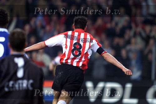 Eindhoven 20 oktober 2001
PSV-de Graafschap
Jan Vennegoor of Hesselink