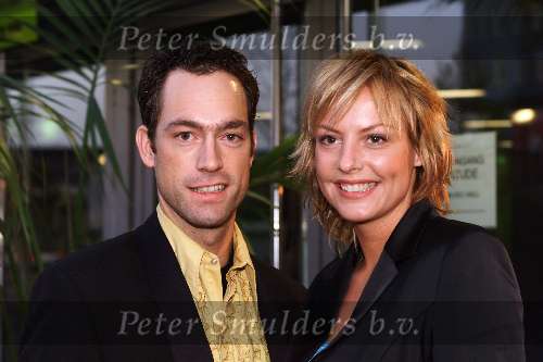 Amsterdam 12 Oktober 2001
Uitreiking van de  televizierring in de Heineken Music Hall . 
Micky Hogendijk met  Jeroen Biegstraaten
