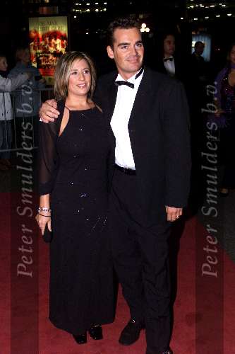 AMSTERDAM 25 OKTOBER 2001
Premiere van de musical GRACE
Jeroen vd Boom  met vrouw