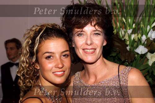 SCHEVENINGEN 21 OKTOBER 2001
PREMIERE van AIDA in het circustheater.
Katja Schuurman en Jet vd Meij