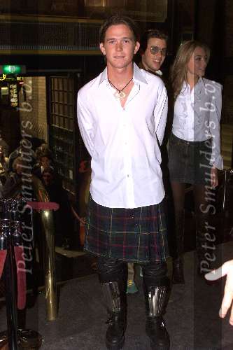 Amsterdam 1 Oktober 2001 
Best   geklede man van Nederland verkiezing van Esquire
Johnny de Mol