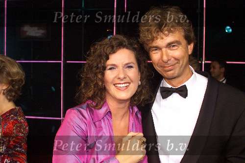 Amsterdam 12 Oktober 2001
Uitreiking van de Televizierring in de Heineken Music Hall.
Winnaar spoorloos, Karin de Groot en Derk Bolt