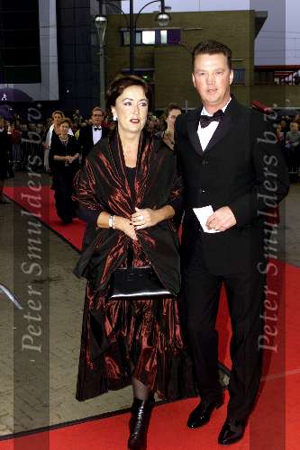 Scheveningen 21 Oktober 2001 Premiere Aida in het circustheater
Louis v Gaal en zijn vrouw Truus v Gaal