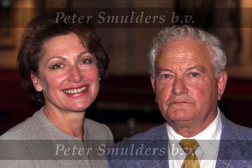 Utrecht 19-08-1999
Uitreiking CD Musical Chicago in Utrecht.
Max Moskowicz met zijn vrouw.
