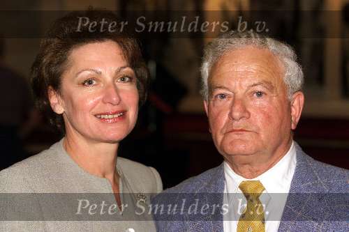 Utrecht 19-08-1999
Uitreiking CD Musical Chicago in Utrecht.
Max Moskowicz met zijn vrouw.