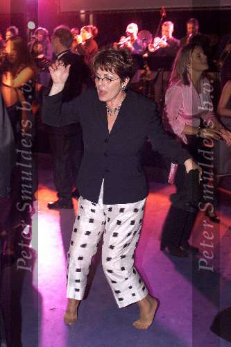 Amsterdam 12 Oktober 2001
Uitreiking van de Televizierring in de Heineken Music Hall.
Nelleke v d Kroft dansend