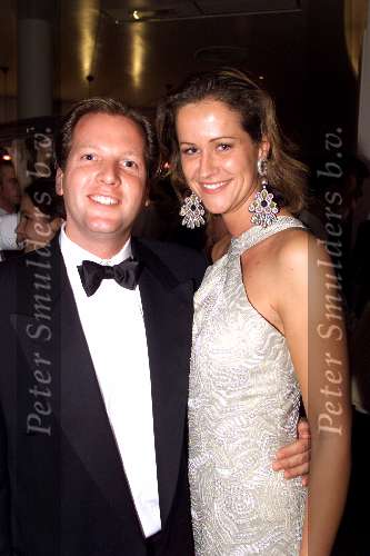 Scheveningen 21 oktober 2001
Premiere Aida in het circustheater.
Pauline Huizinga met vriend