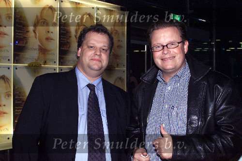AMSTERDAM 1 OKTOBER 2001
Premiere Discovery of heaven in de pathe Arena
Ruud Bakker met een vriend