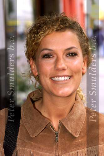AMSTERDAM 11 OKTOBER 2001
Diner voor War Child in restaurant de Ondeugd.
Tatum Dagelet

Peter Smulders bv