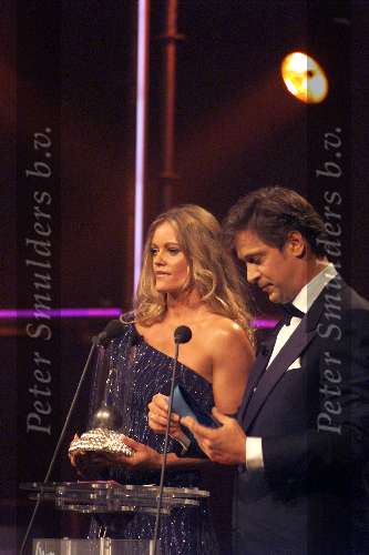 Amsterdam 12 Oktober 2001
Uitreiking Televizierring in de Heineken Music 
Inge de Bruijn en Rolf Wouters