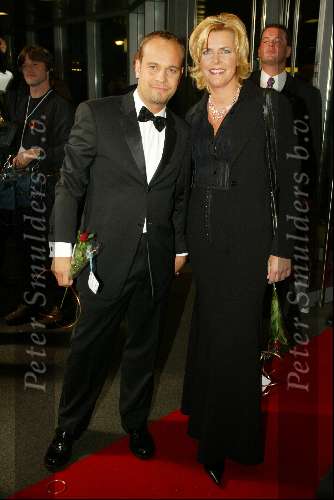Amsterdam 25 oktober 2002
Televizierring 2002 in heineken music hal
Carlo Boszhard en Irene Moors