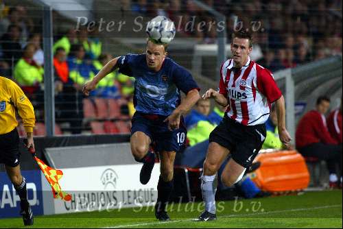Eindhoven 25 september 2002
PSV-Arsenal 0-4
Dennis Bergkamp en Andre Ooijer