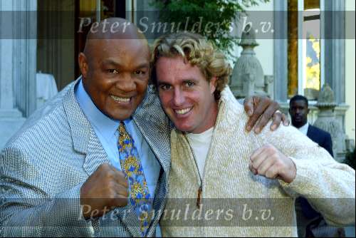 Breda 30 september 2002
George Foreman  met Edwin Smulders