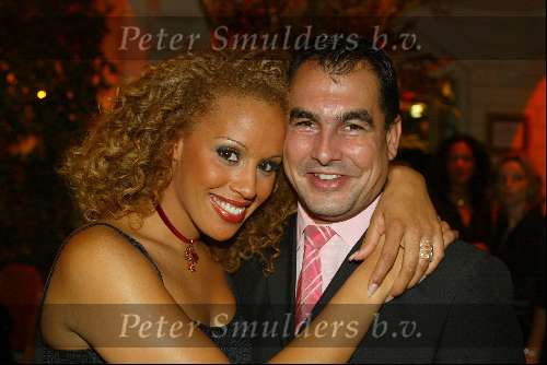 Rotterdam 4 oktober 2002
Rene Froger in AHOY
Glennis Grace met man