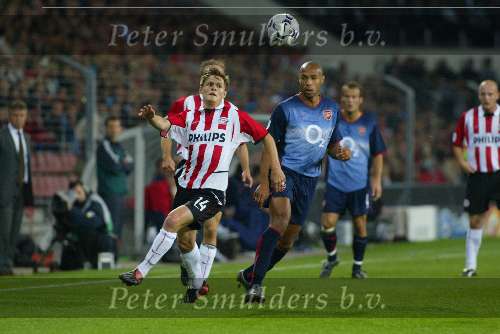 Eindhoven, 25 september 2002
PSV- Asenal FC , tweede wedstrijd in de championsleague
Eindstand 0-3
Johann Vogel met Thierry Henry