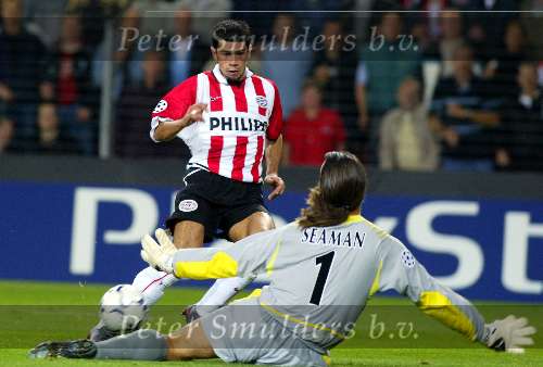 Eindhoven, 25 september 2002
PSV- Asenal FC , tweede wedstrijd in de championsleague
Eindstand 0-4
Kezman probeert doelman David Seaman te verschalken