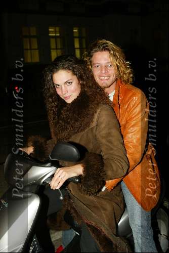Amsterdam 1 oktober 2002
Tygo Gernandt met vriendin op scooter