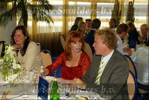 Scheveningen 30 september 2003
Society brunch in het holland casino scheveningen
Guus Marinus met Marianne Mudder