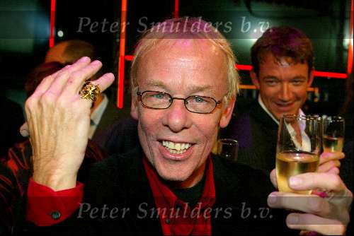 Amsterdam 25 oktober 2002
Televizierring 2002 in heineken music hal
Jack Spijkerman met ring