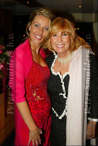 Amsterdam 1 oktober 2003
Avond tbv borstkankerbestrijding in het amstel hotel.
Willeke Alberti en Joke de Kruyff
